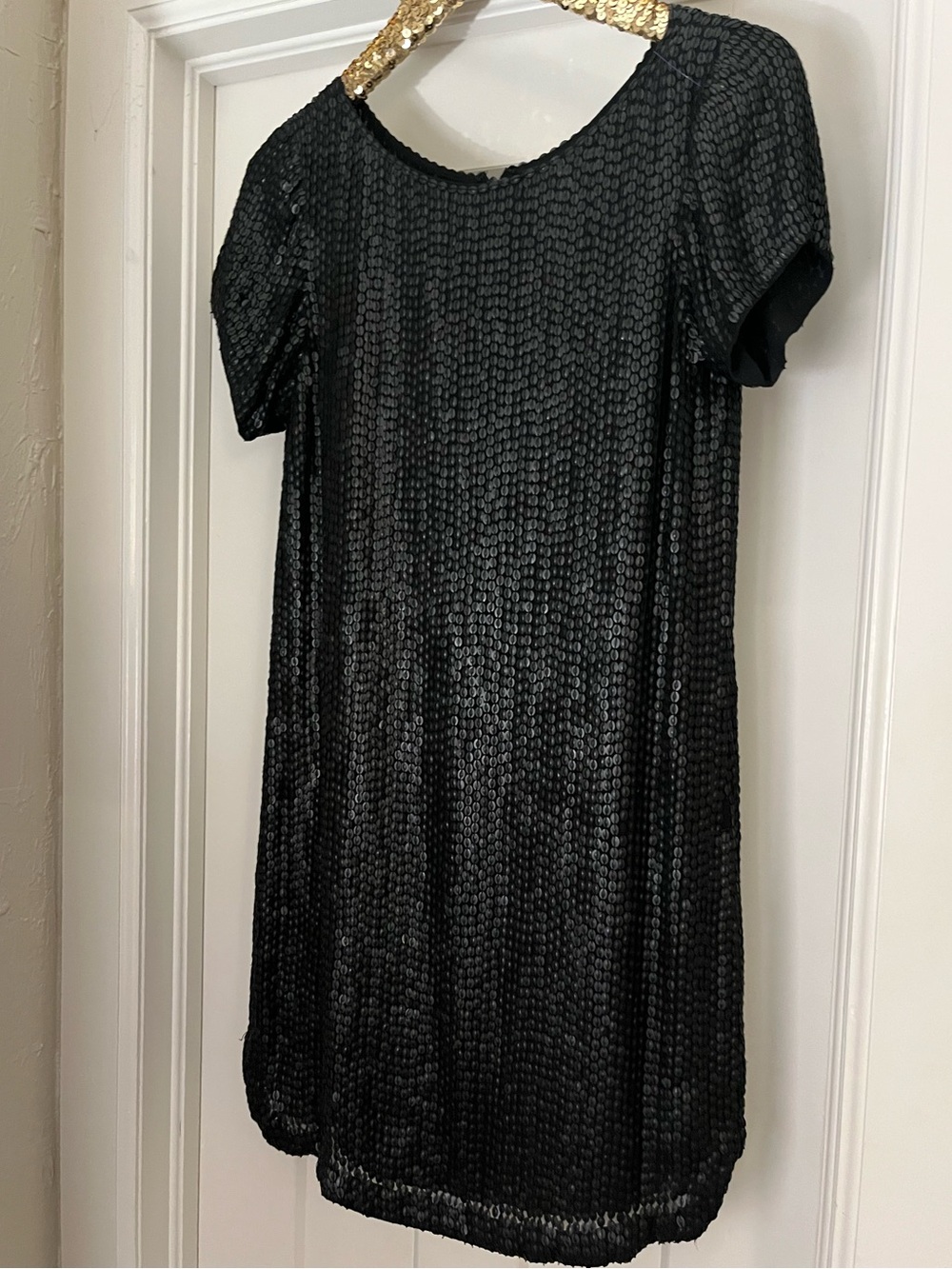 MLV Black Sequin Short Sleeve Shift Midi Dress